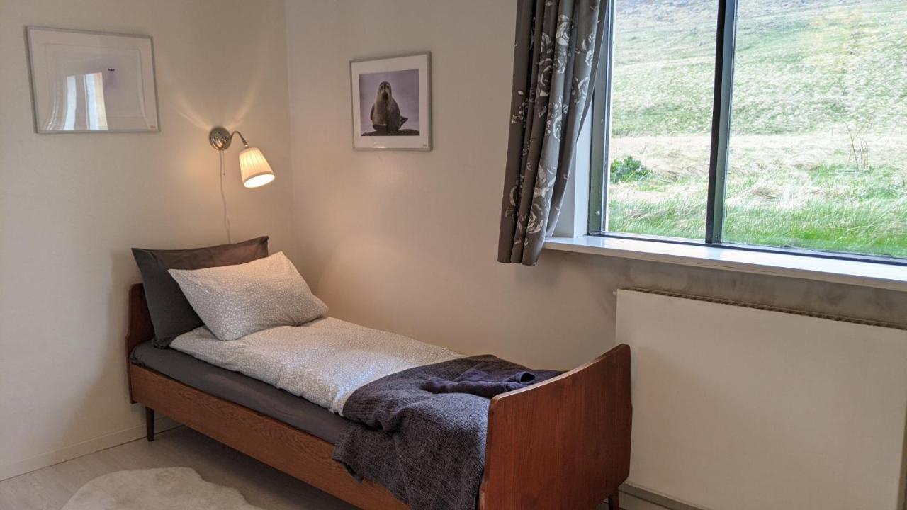 Sudavik Guesthouse Súðavík Exteriör bild